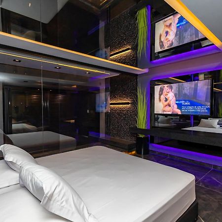 Poeme Motel By Drops Сан-Жозе-дус-Піняйс Екстер'єр фото